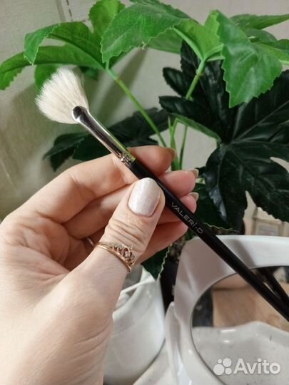 Кисти для макияжа бу