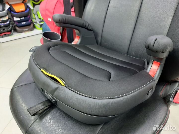 Бустер PEG-perego viaggio 2-3 shuttle isofix