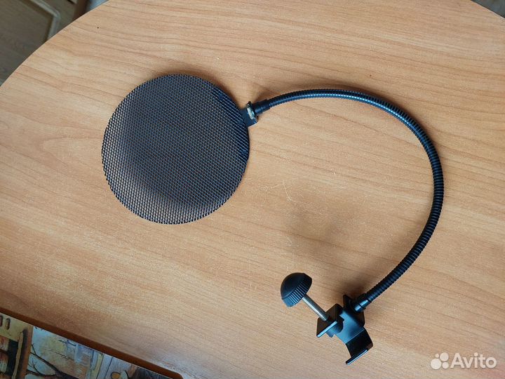 Студийный конденсаторный микрофон shure PG27