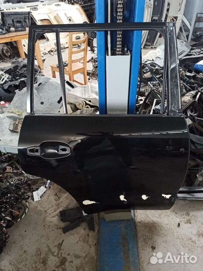 Дверь задняя правая Lexus LX 570