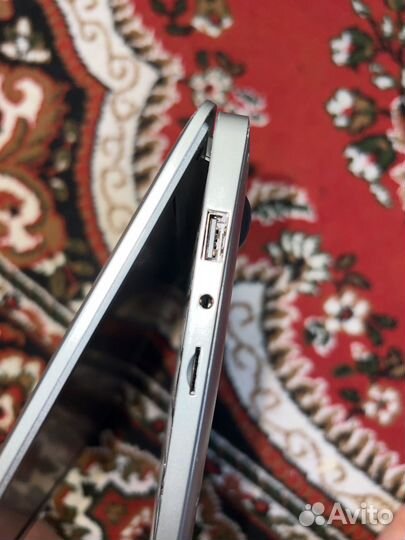 Мини ноутбук