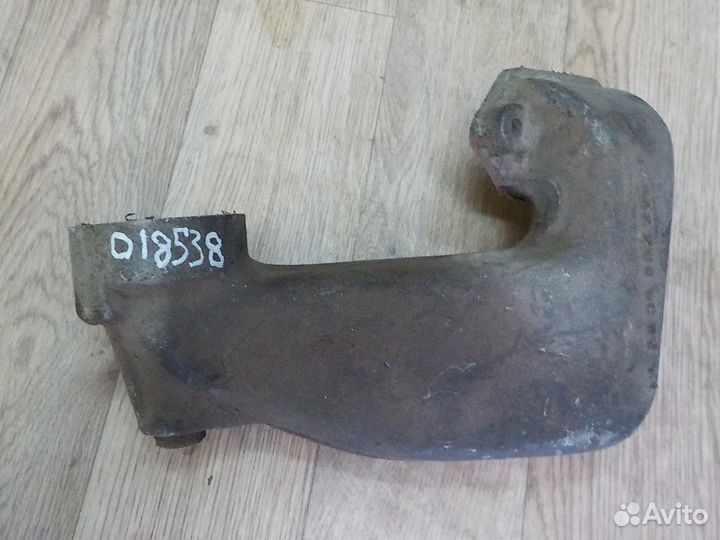 4422039002 Водяной коллектор Mercedes Benz