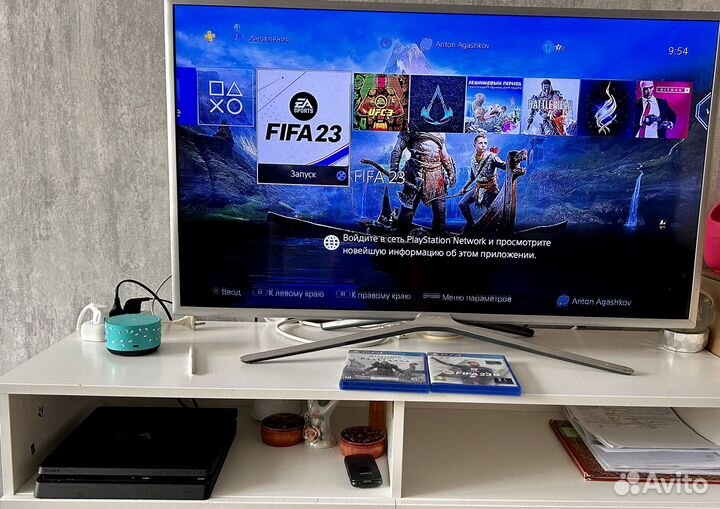 Игровая приставка ps4 slim 500