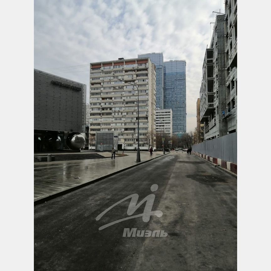 2-к. квартира, 43,3 м², 25/55 эт.