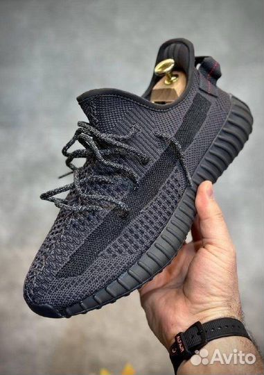 Adidas yeezy boost 350 великан чёрные разм. 47