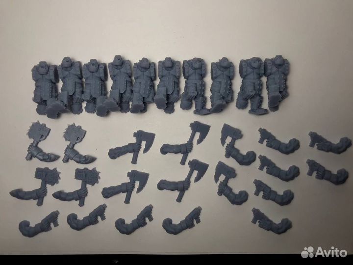 Warhammer 40000 миниатюры Orks Boyz