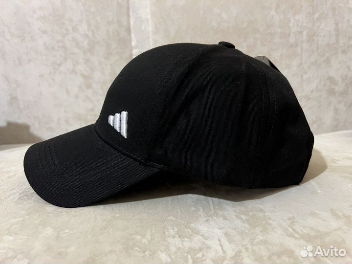 Кепки бейсболки Найк Адидас