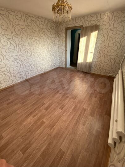 Комната 14 м² в 8-к., 5/9 эт.