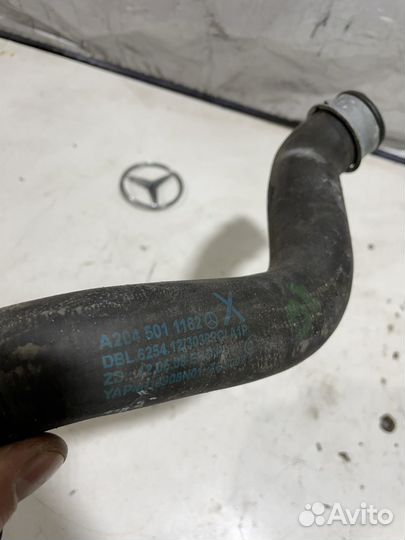 Патрубок радитора Мерседес x204 glk