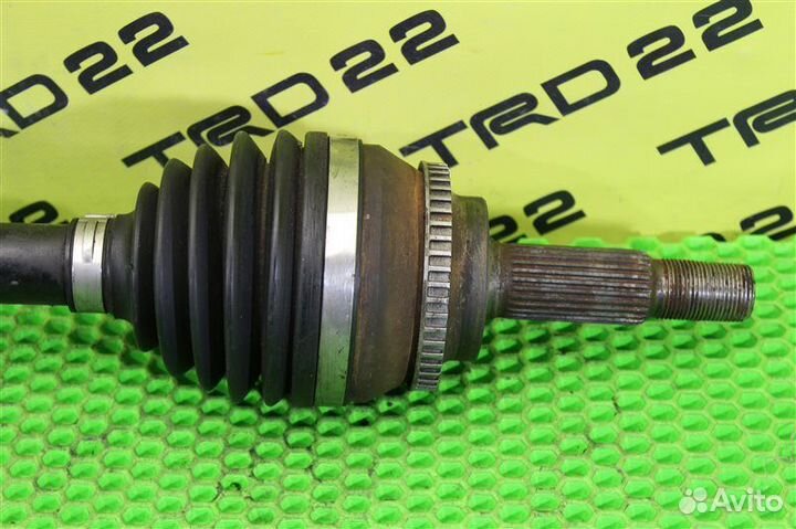 Привод передний правый Toyota Avensis AZT251