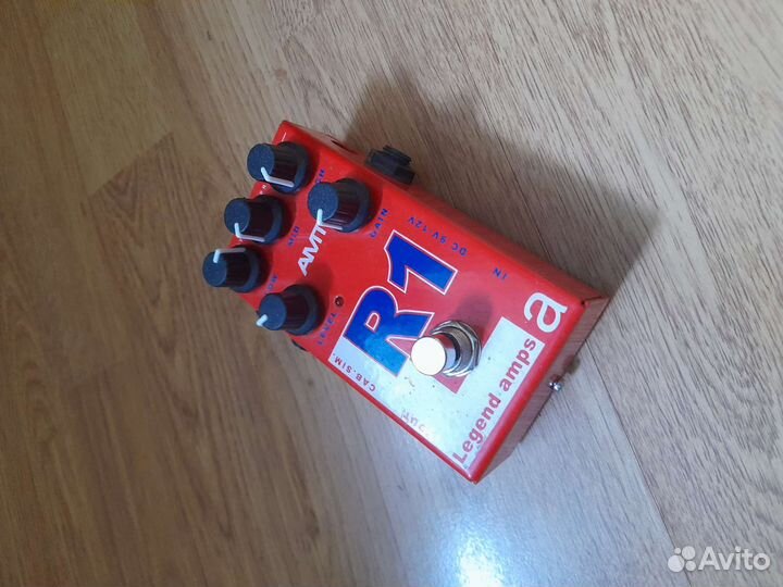 Электро гитара с комбиком, примочками