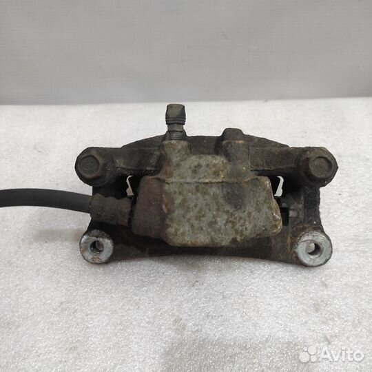 Суппорт задний правый Mitsubishi Citroen Peugeot