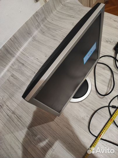 Монитор 19 дюймов