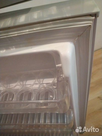 Резинка уплотнительная на холодильник Атлант, рези