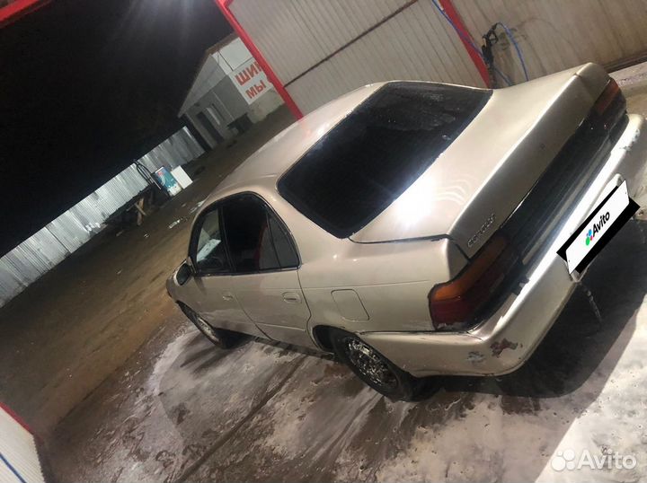 Toyota Corolla 1.3 МТ, 1992, битый, 355 000 км