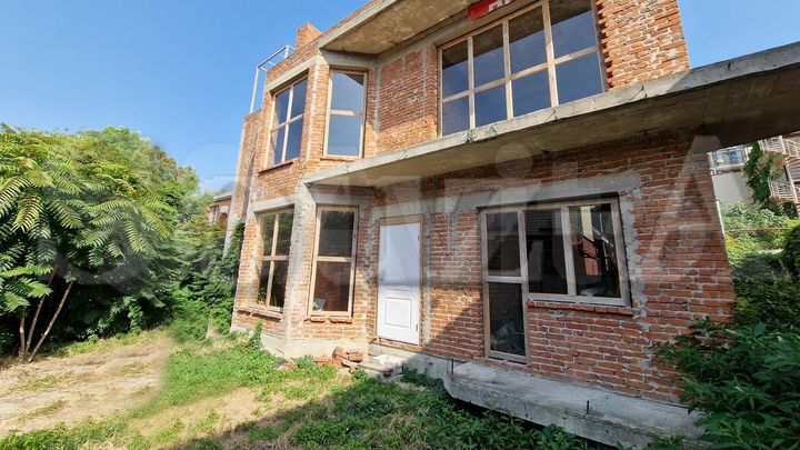 Дом 140 м² на участке 3,3 сот.