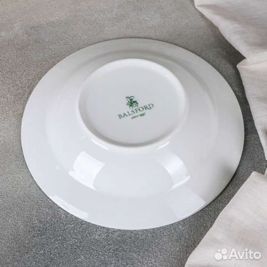 Набор столовой посуды на 6 персон