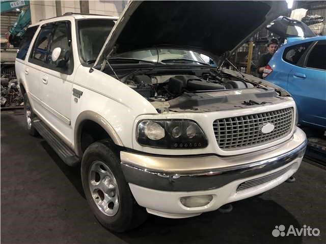 Разбор на запчасти Ford Expedition 1996-2002