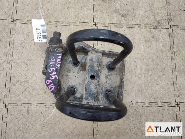 Стремянка рессоры задний правый toyota hiace