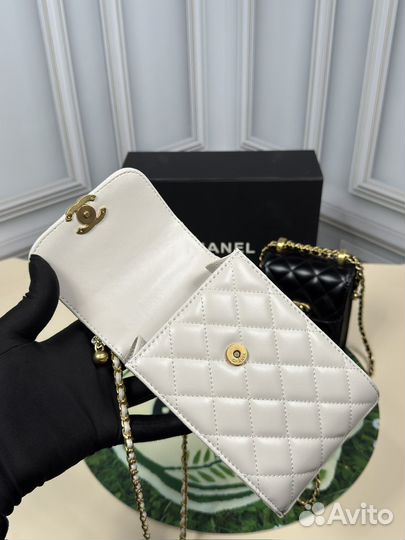 Сумка для телефона от Chanel