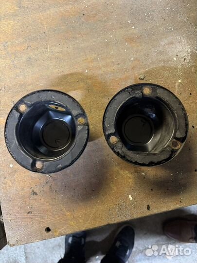 Крышки стоек tems