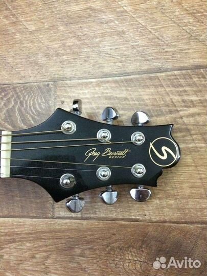 Акустическая гитара