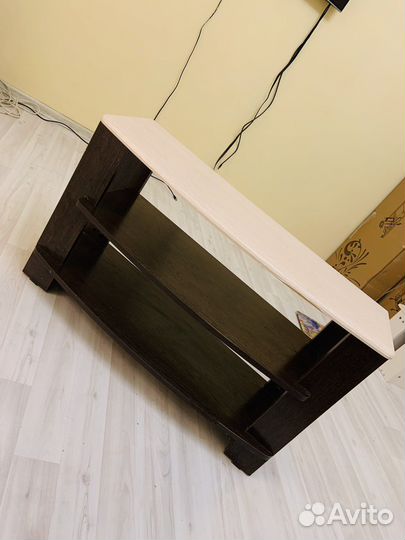 Тумба под телевизор