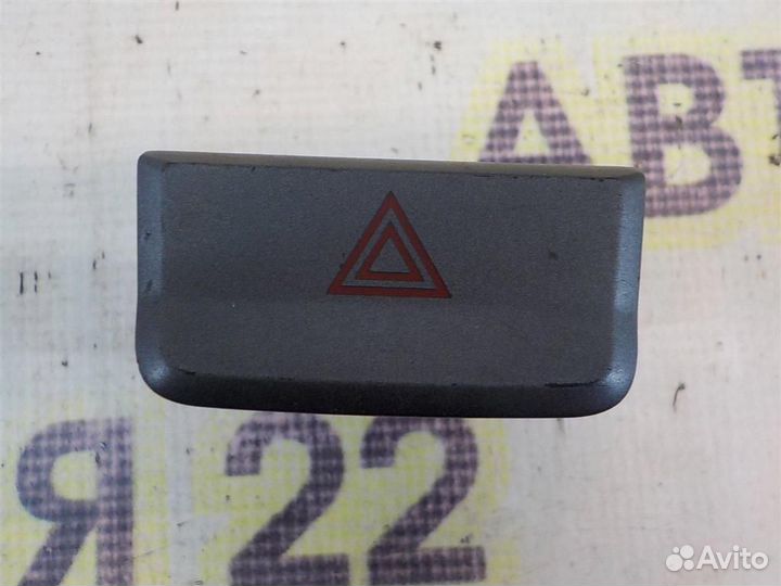 Кнопка аварийной сигнализации Hyundai Accent II