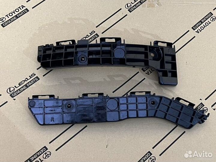 Кронштейн бампера задний Lexus Rx 3