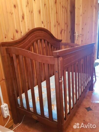 Детская кроватка Giovanni