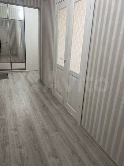 2-к. квартира, 67 м², 8/16 эт.