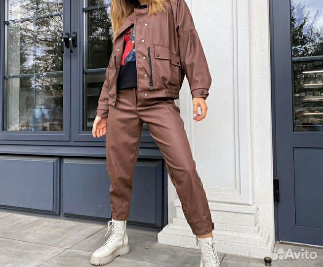 Костюм кожаный весна-осень