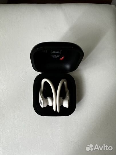 Наушники Beats powerbeats pro