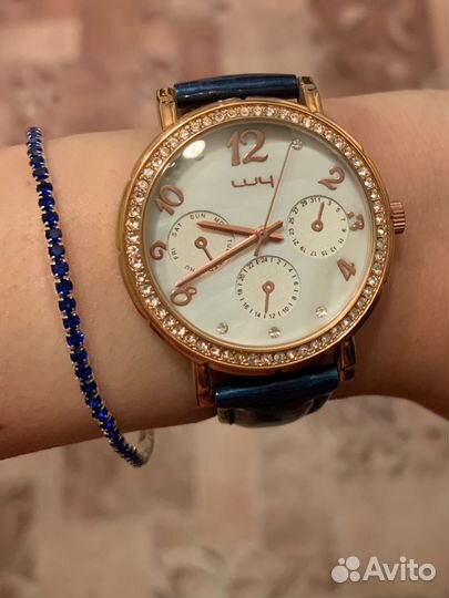 Часы наручные женские