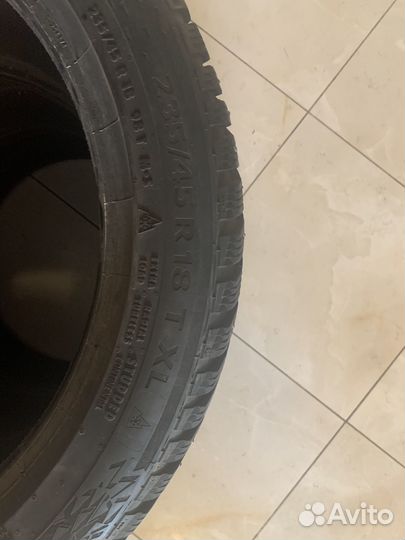 Continental IceContact 3 235/45 R18 98T