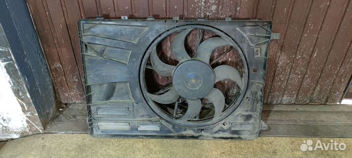 Вентилятор охлаждения радиатора Volvo s80