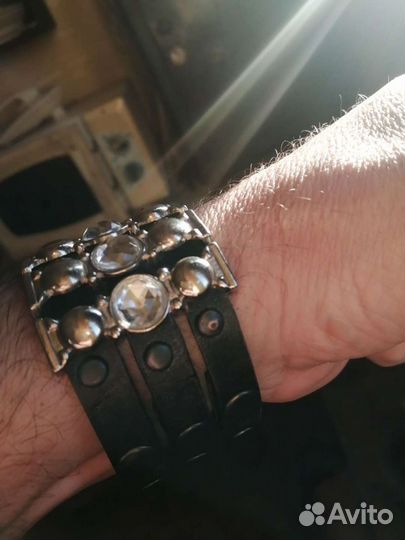 Кожаный браслет (стимпанк)