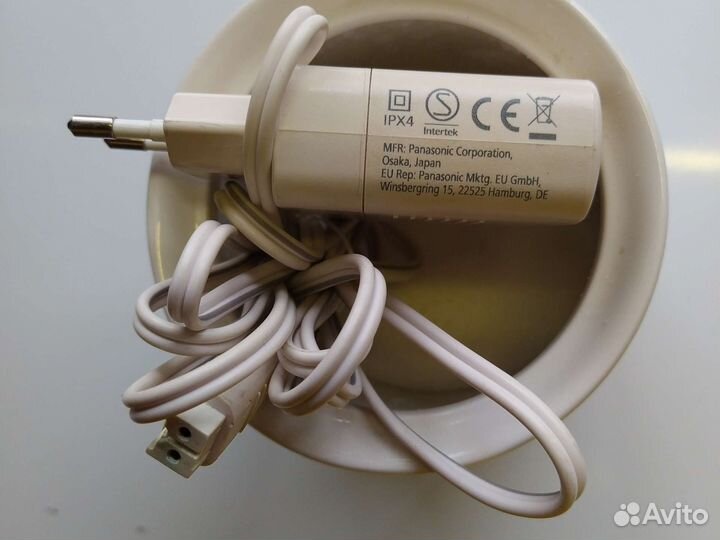 Зарядка для мобильного ирригатора Panasonik