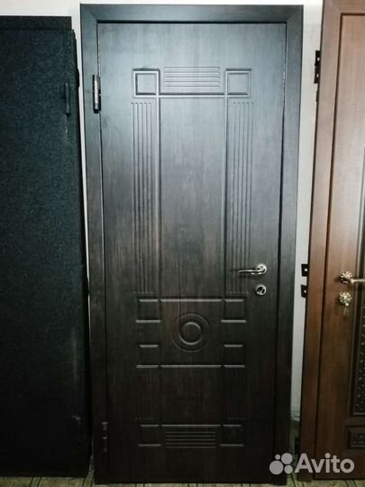 Дверь входная металлическая (сталь 2мм)