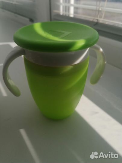 Поильник munchkin