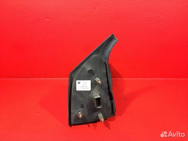 Зеркало заднего вида правое Renault Scenic 1