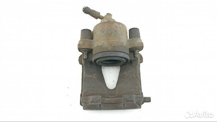 Суппорт передний левый Skoda Yeti 5L cbzb 2010