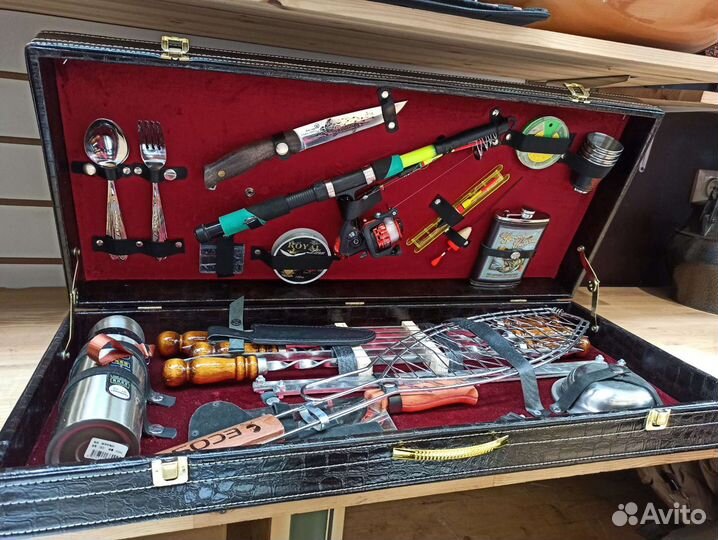 Набор в кейсе для пикника 