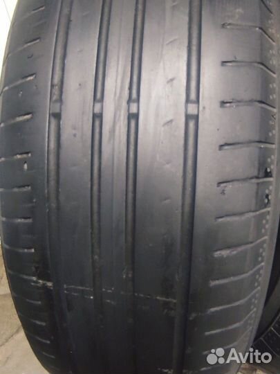 Yokohama BluEarth AE50 SUV 215/65 R17 99V