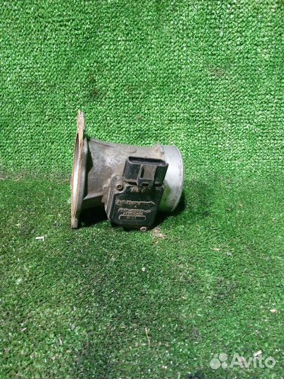 Расходомер воздушный Mazda 626