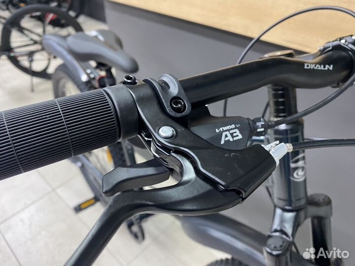 Влосипед полуфетбайк качественный 27.5r