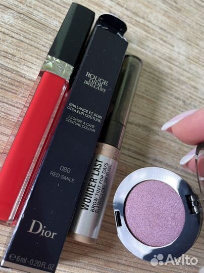 Набор косметики помада, тени карандаш новые