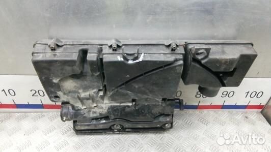 Корпус воздушного фильтра ford fiesta 5 (JDN18NQ01