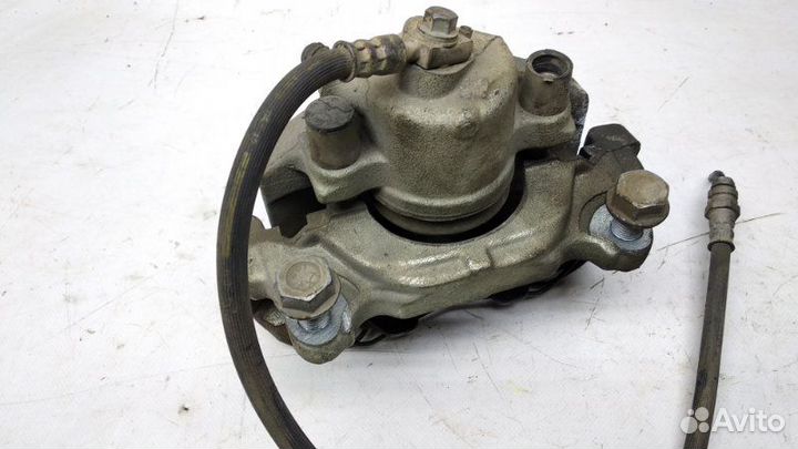 Суппорт передний левый Volkswagen Jetta 6 2.0 TDI