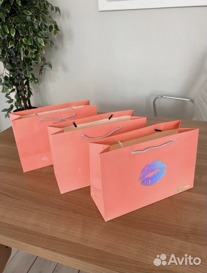 Пакеты бумажные подарочные оптом